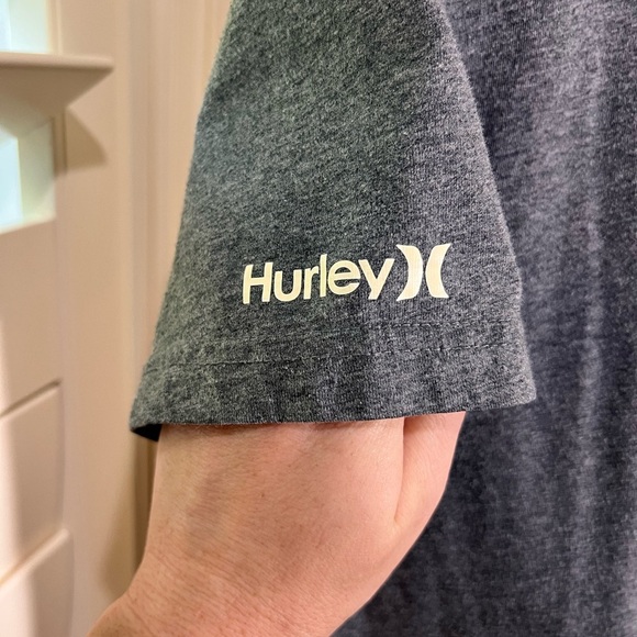 Hurley Boys Gray Shirt - Picture 3 of 4